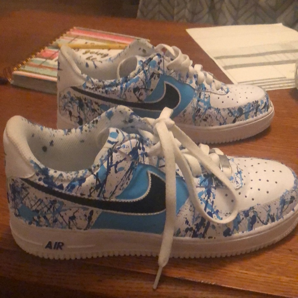 Nike Airforce Shoes hand painted size 9.  Wore once